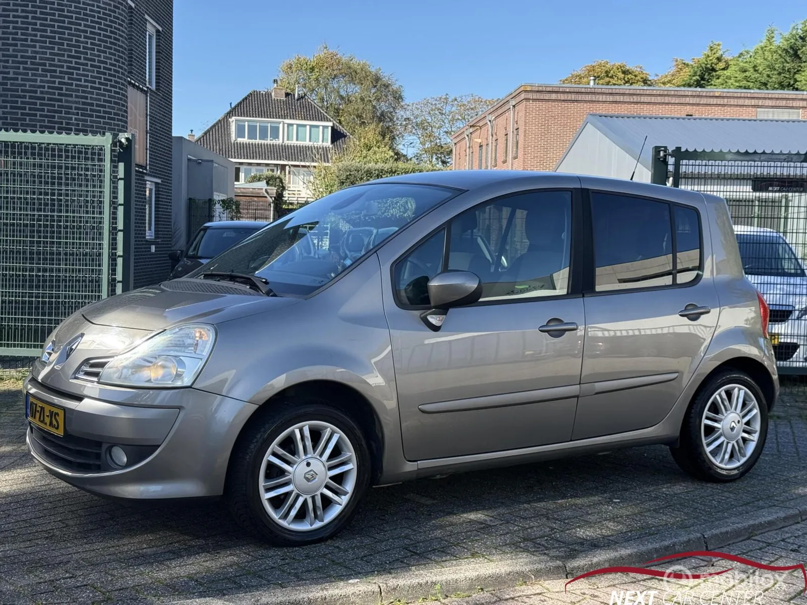 Renault Modus (2008) — foto 1
