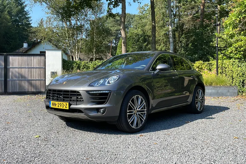 Porsche Macan (2014)