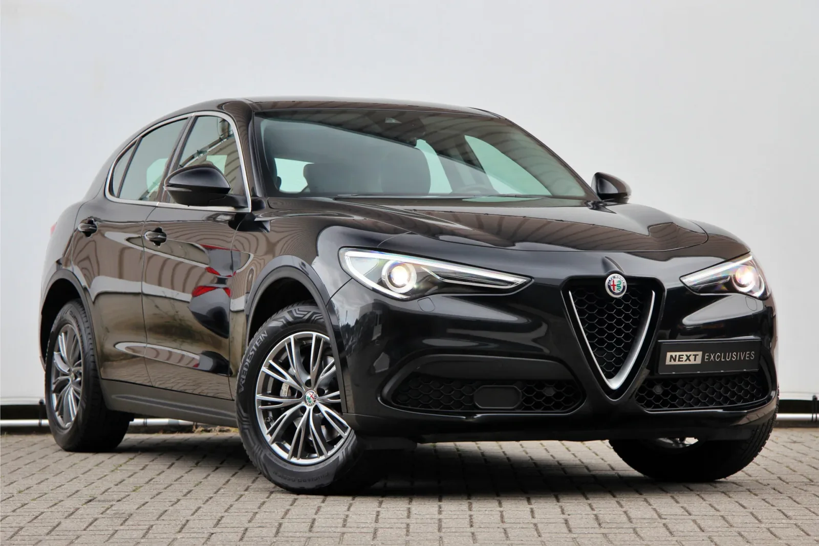Alfa Romeo Stelvio (2019) — foto 1