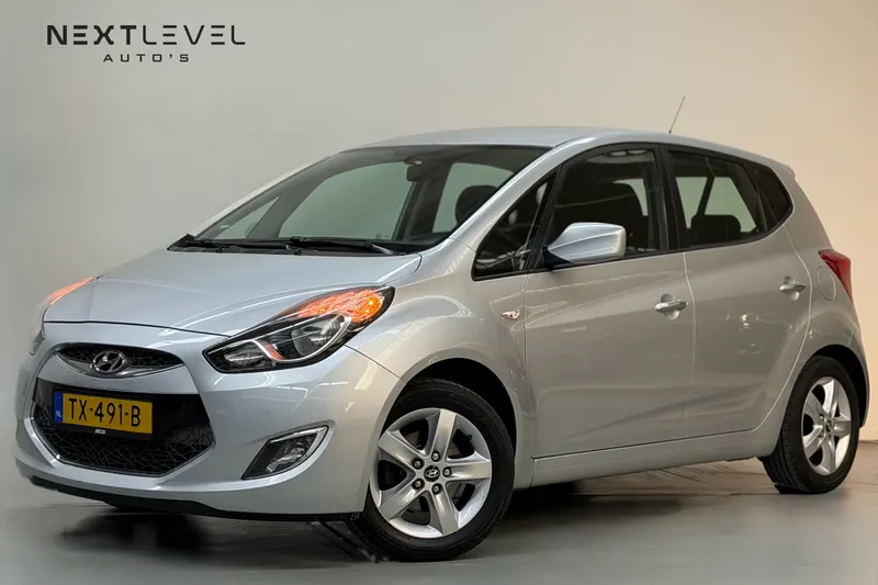 Hyundai ix20 (2012)