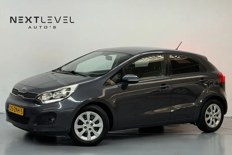 Kia Rio (2013)