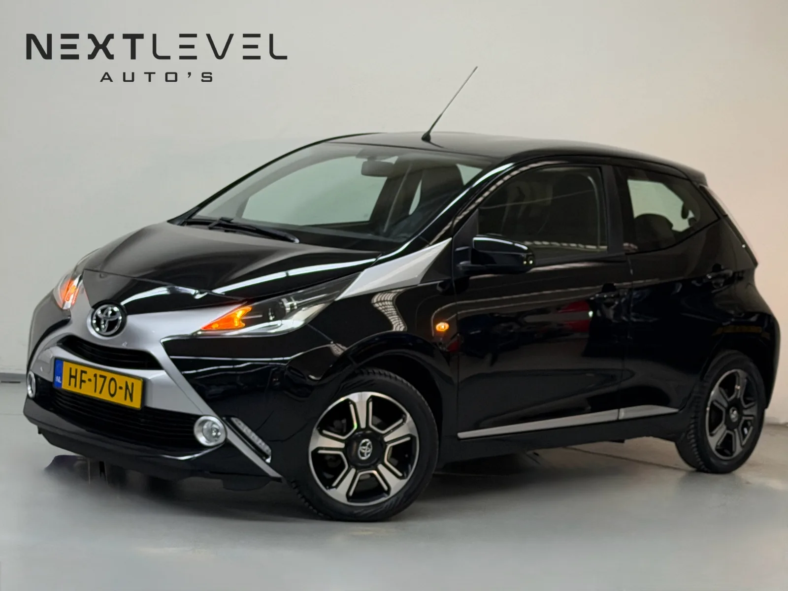 Toyota Aygo (2014) — foto 1