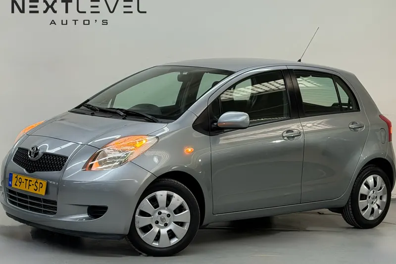Toyota Yaris (2006)