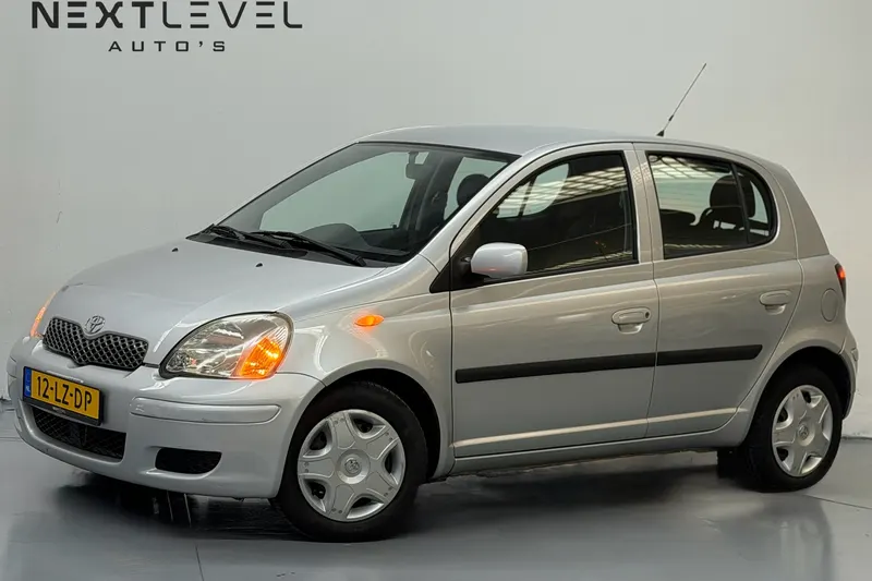 Toyota Yaris (2003)