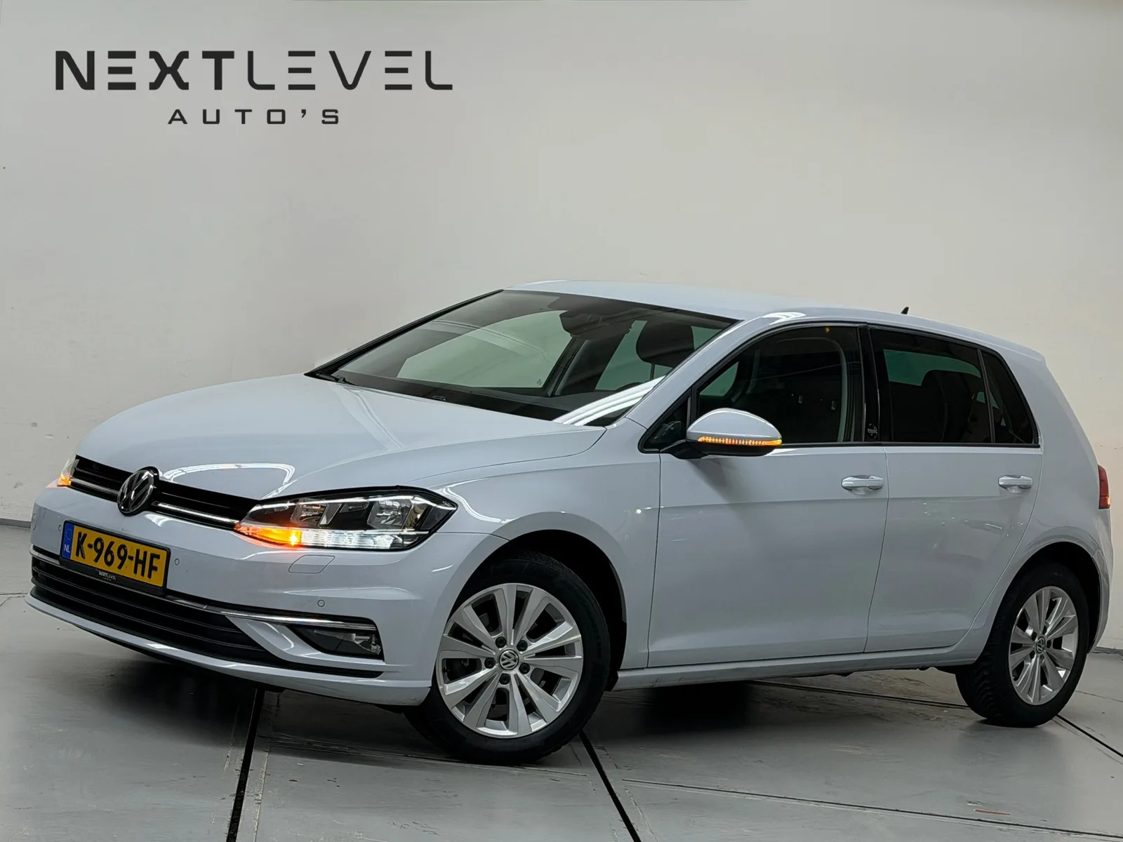 Volkswagen Golf (2018) — foto 1