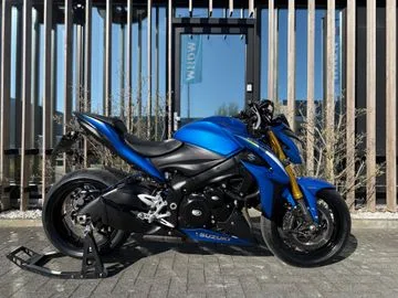 Suzuki GSX-S1000 (2015) — foto 1