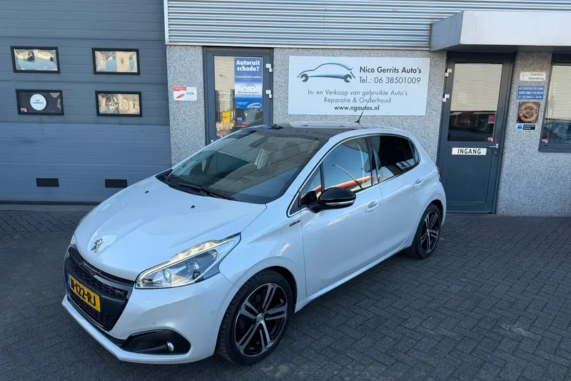 Peugeot 208 (2017)