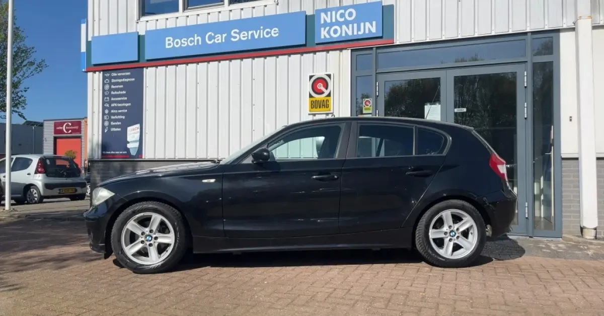 BMW 1-Serie (2006) — foto 1