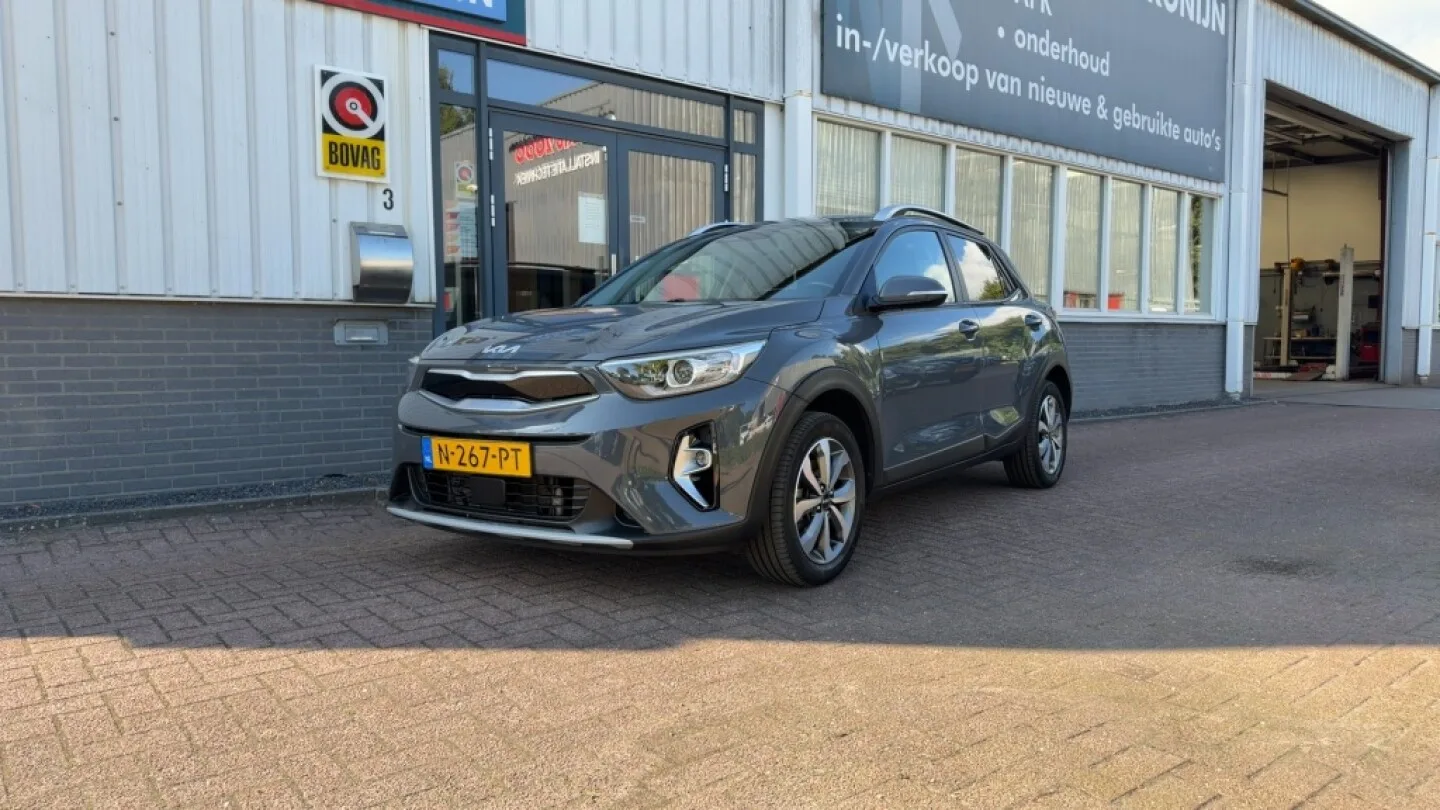 Kia Stonic (2021) — foto 1