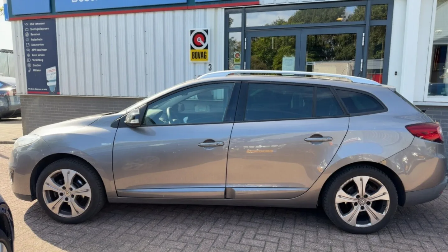 Renault Mégane (2012) — foto 1