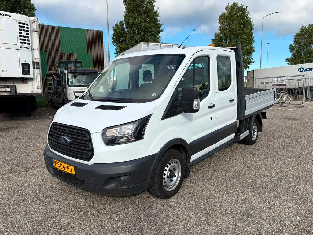 Ford Transit (2018) — foto 1