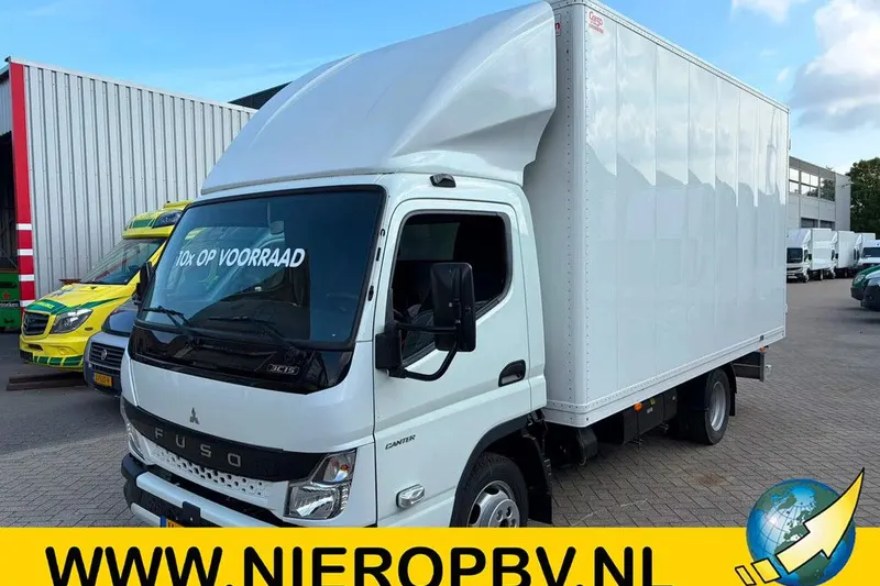 FUSO Canter 3C15 Bakwagen Airco Trekhaak 3-Zits NIEUW BPM VRIJ 5X OP VOORRAAD N1-B-Rijbewijs (2024)