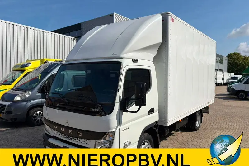 FUSO Canter 3C15 Bakwagen Airco Trekhaak 3-Zits NIEUW BPM VRIJ 5X OP VOORRAAD N1-B-Rijbewijs (2024)