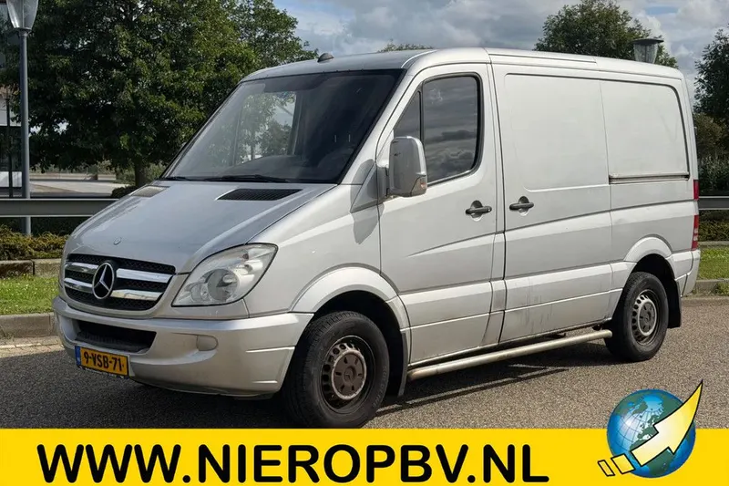 Mercedes-Benz Sprinter (2011)