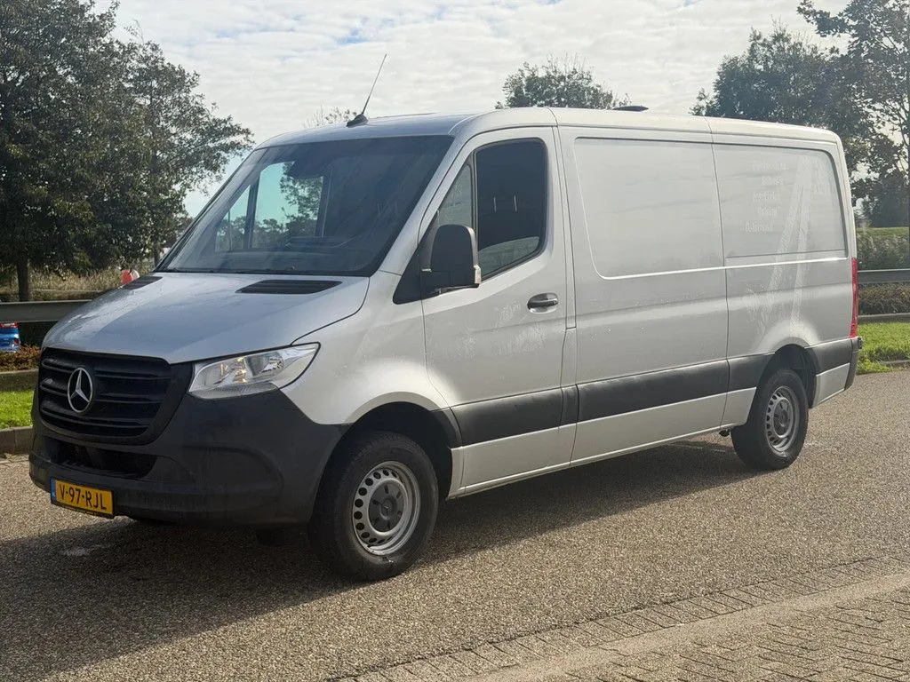 Mercedes-Benz Sprinter (2022) — foto 1