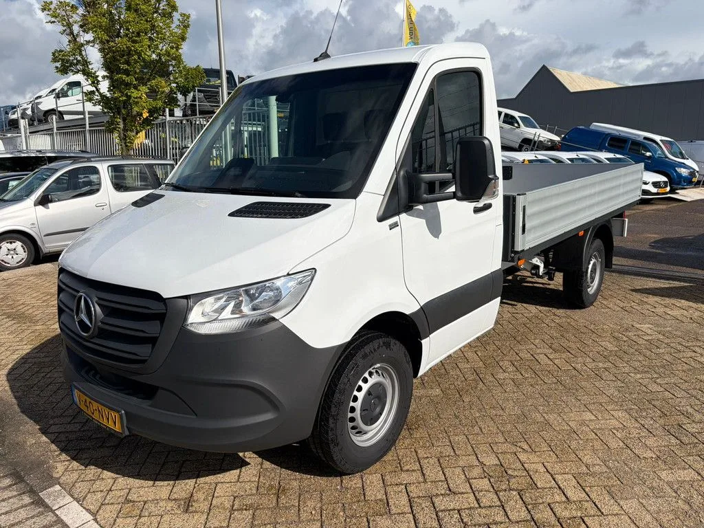 Mercedes-Benz Sprinter (2024) — foto 1