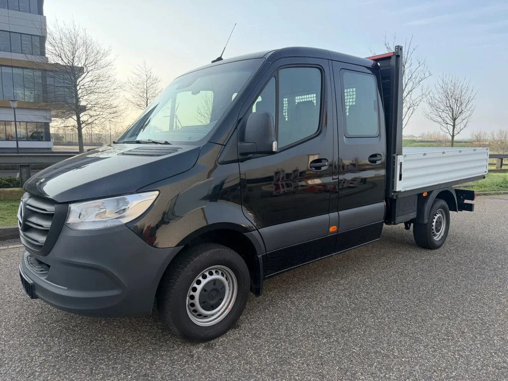 Mercedes-Benz Sprinter (2024) — foto 1