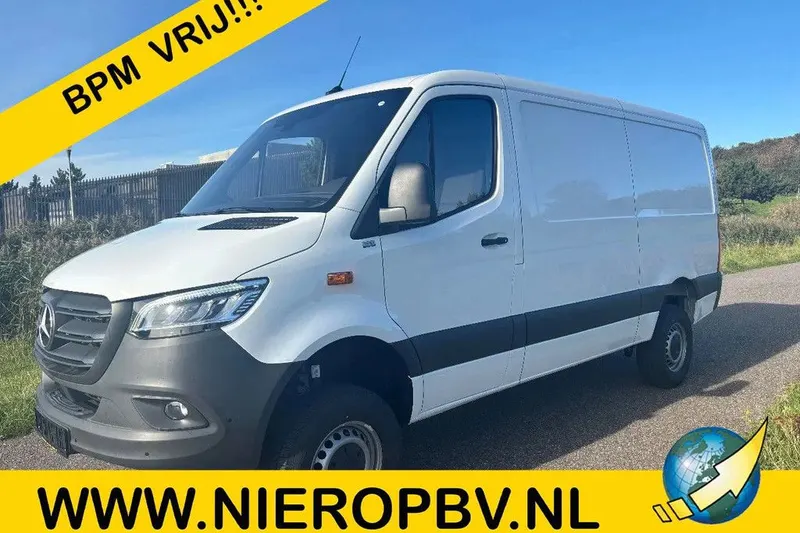 Mercedes-Benz Sprinter (2024)