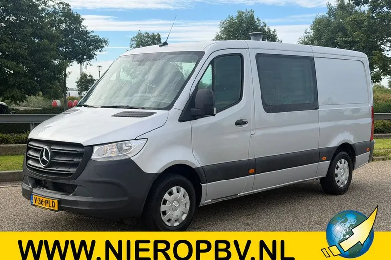 Mercedes-Benz Sprinter (2023)