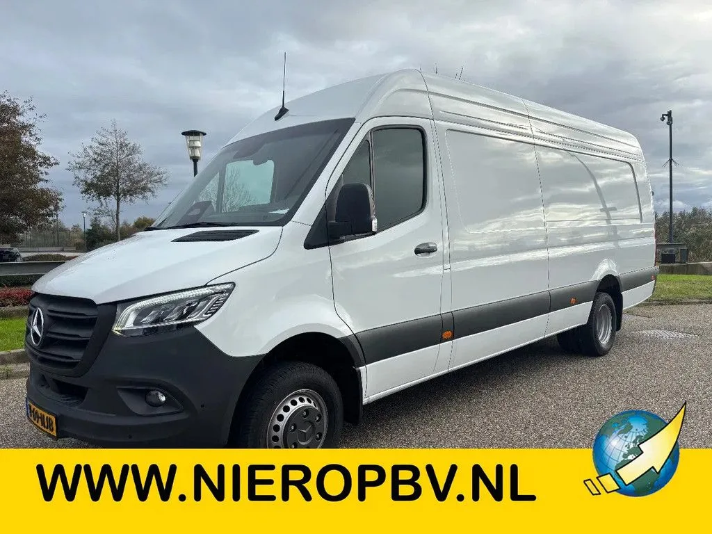 Mercedes-Benz Sprinter (2024) — foto 1