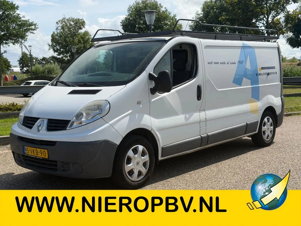 Renault Trafic (2010) — foto 1