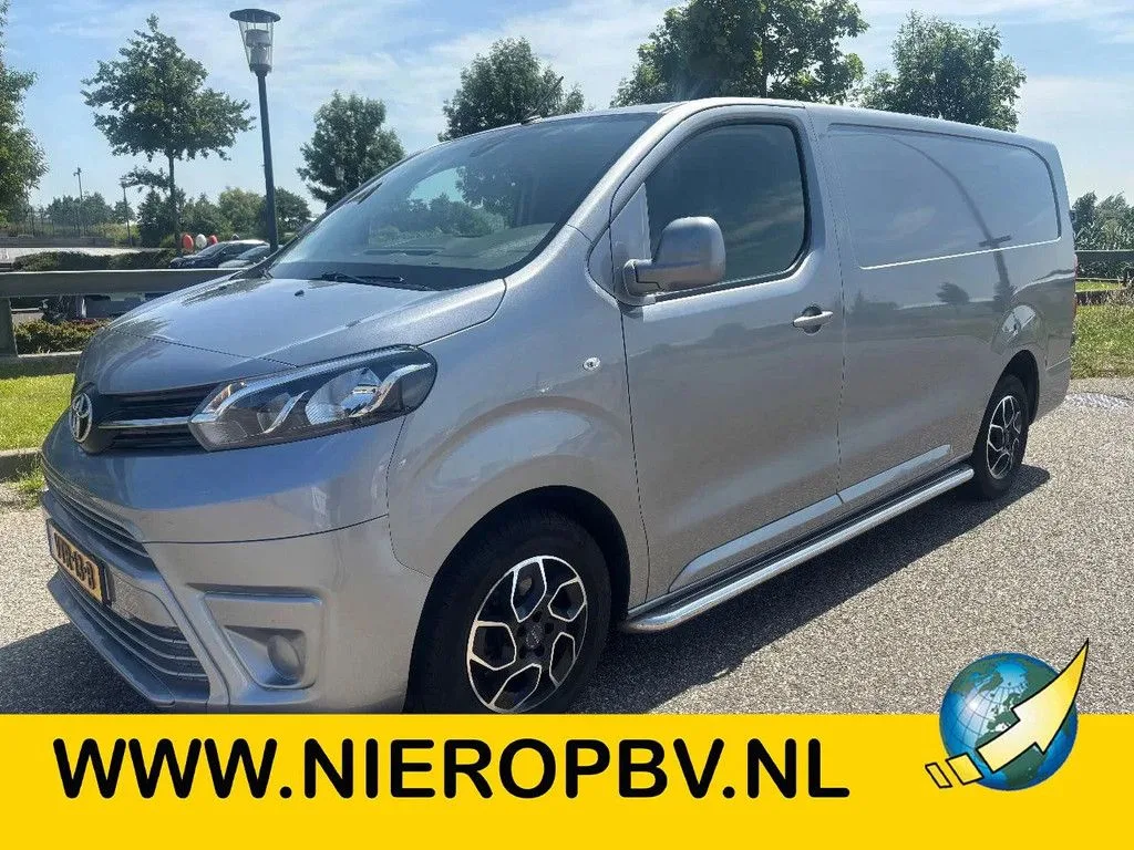 Toyota Pro Ace Worker (2022) — foto 1
