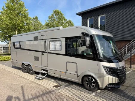 Niesmann+Bischoff Arto (2018) — foto 1