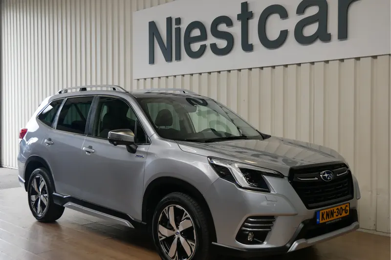 Subaru Forester (2023)