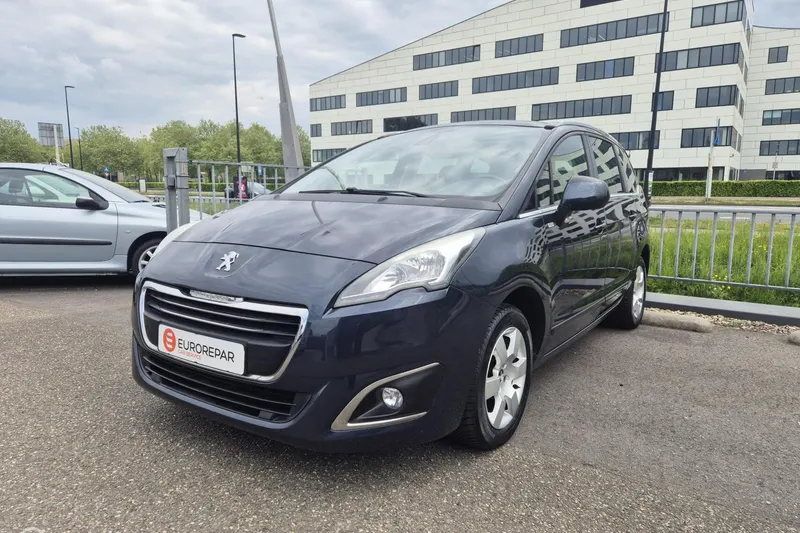 Peugeot 5008 (2016)