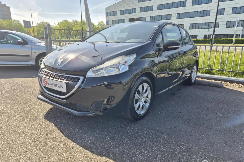 Peugeot 208 (2014)