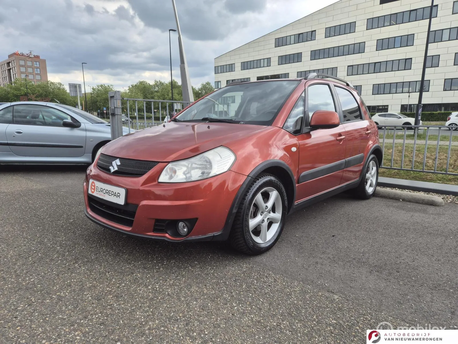 Suzuki SX4 (2008) — foto 1