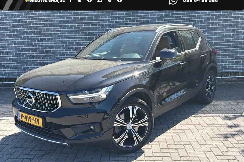 Volvo XC40 (2022)
