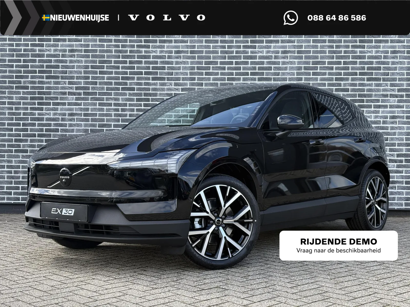 Volvo EX30 (2026) — foto 1
