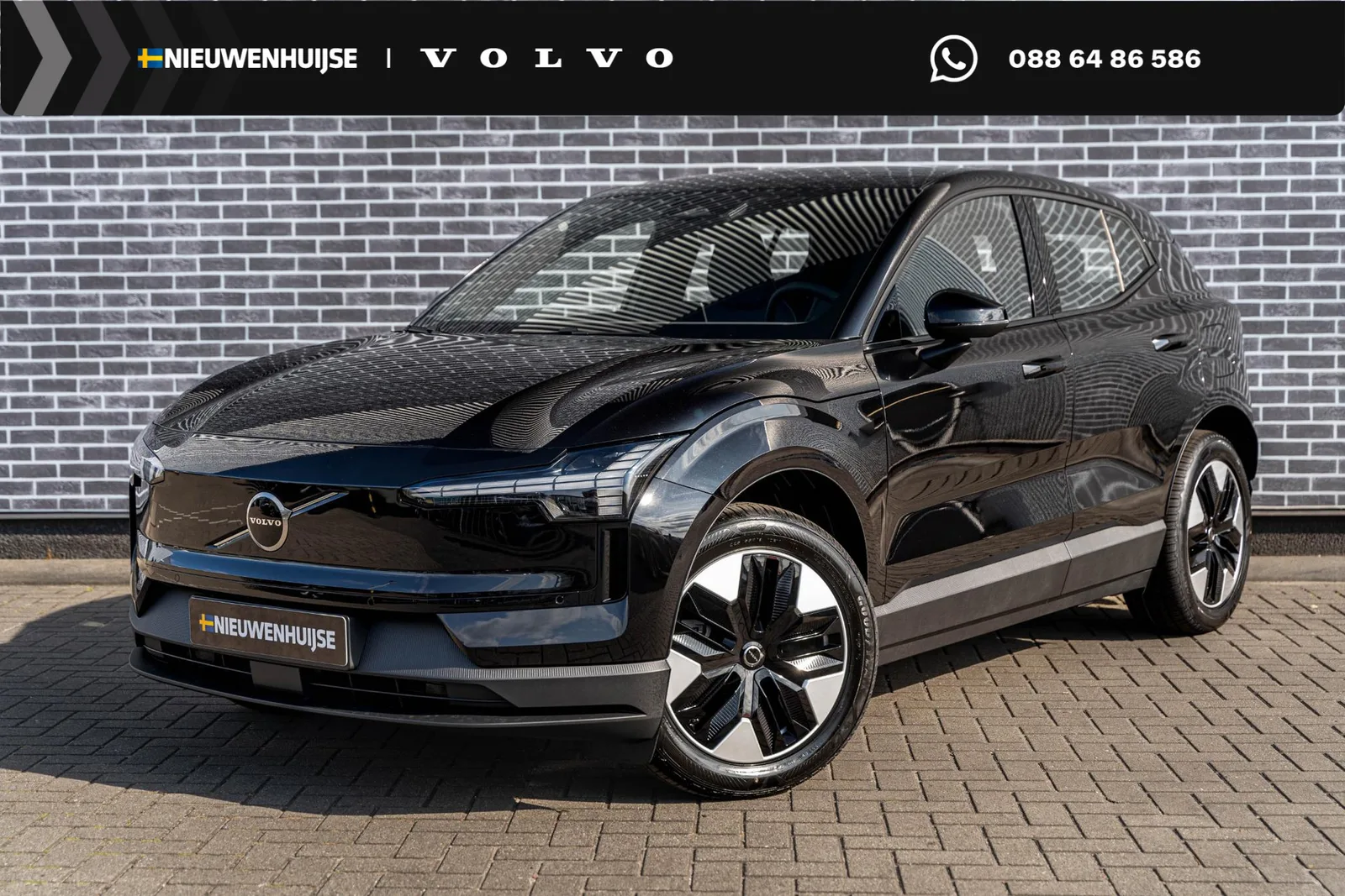 Volvo EX30 (2026) — foto 1
