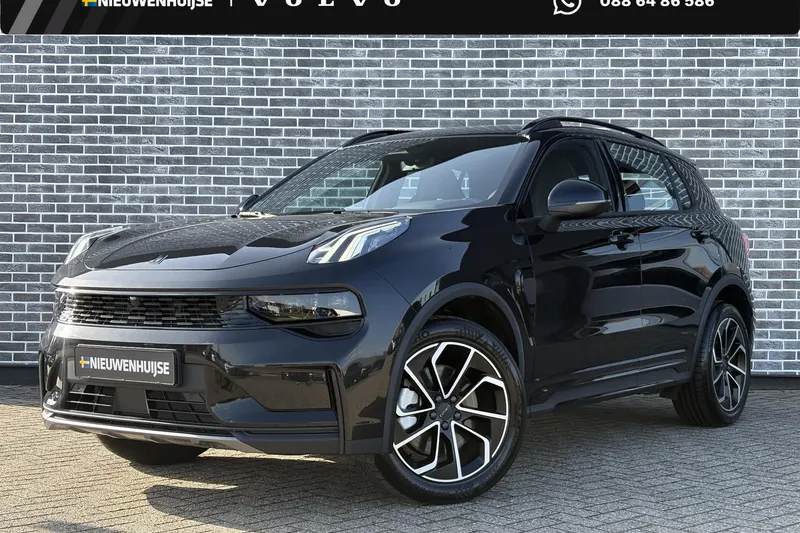 Lynk & Co 01 (2025)