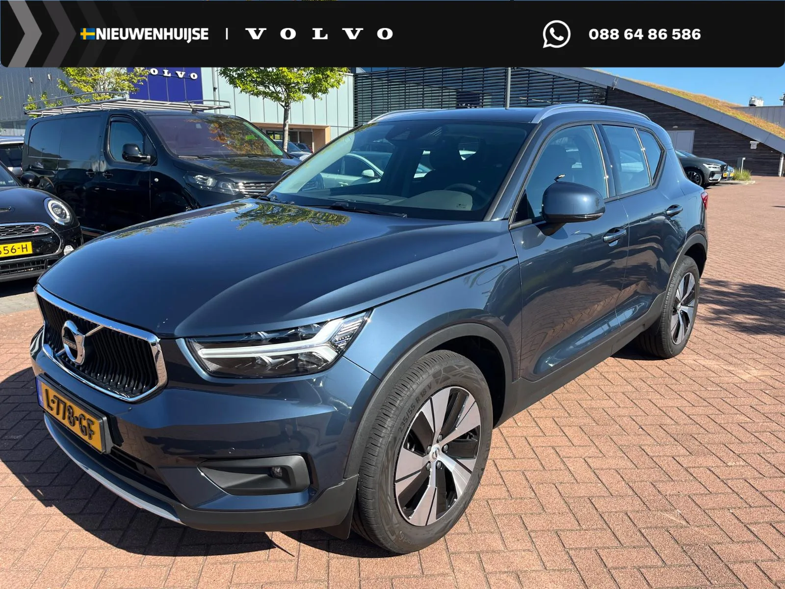 Volvo XC40 (2021) — foto 1