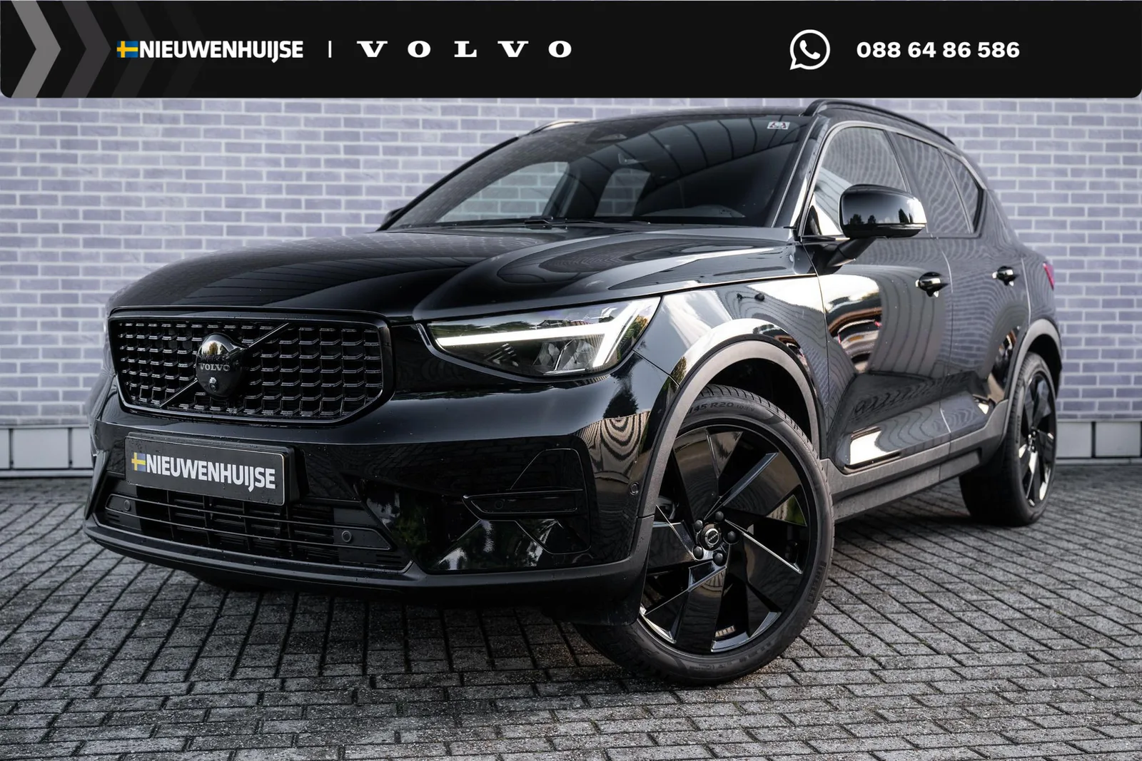 Volvo XC40 (2026) — foto 1