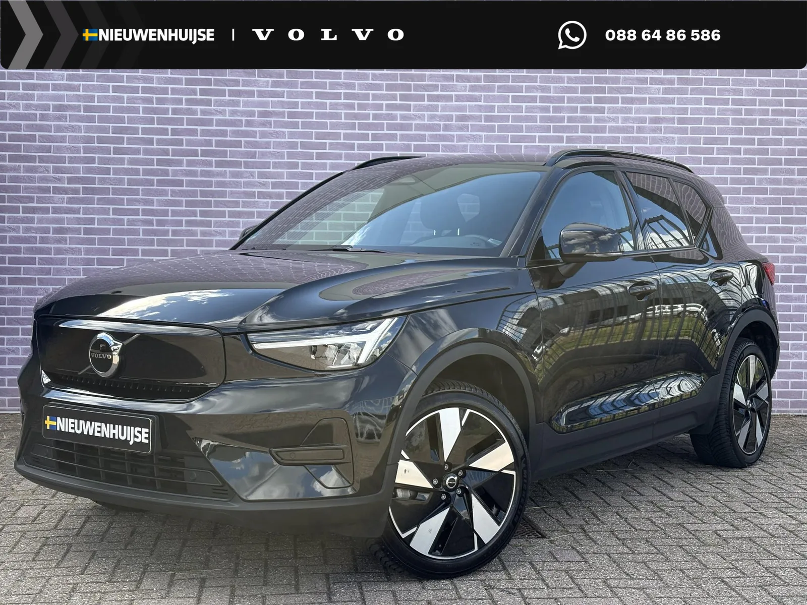 Volvo XC40 (2024) — foto 1
