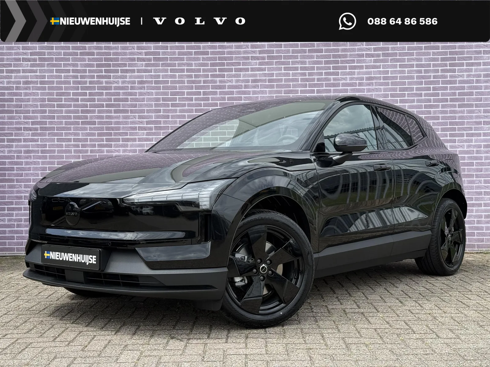 Volvo EX30 (2026) — foto 1