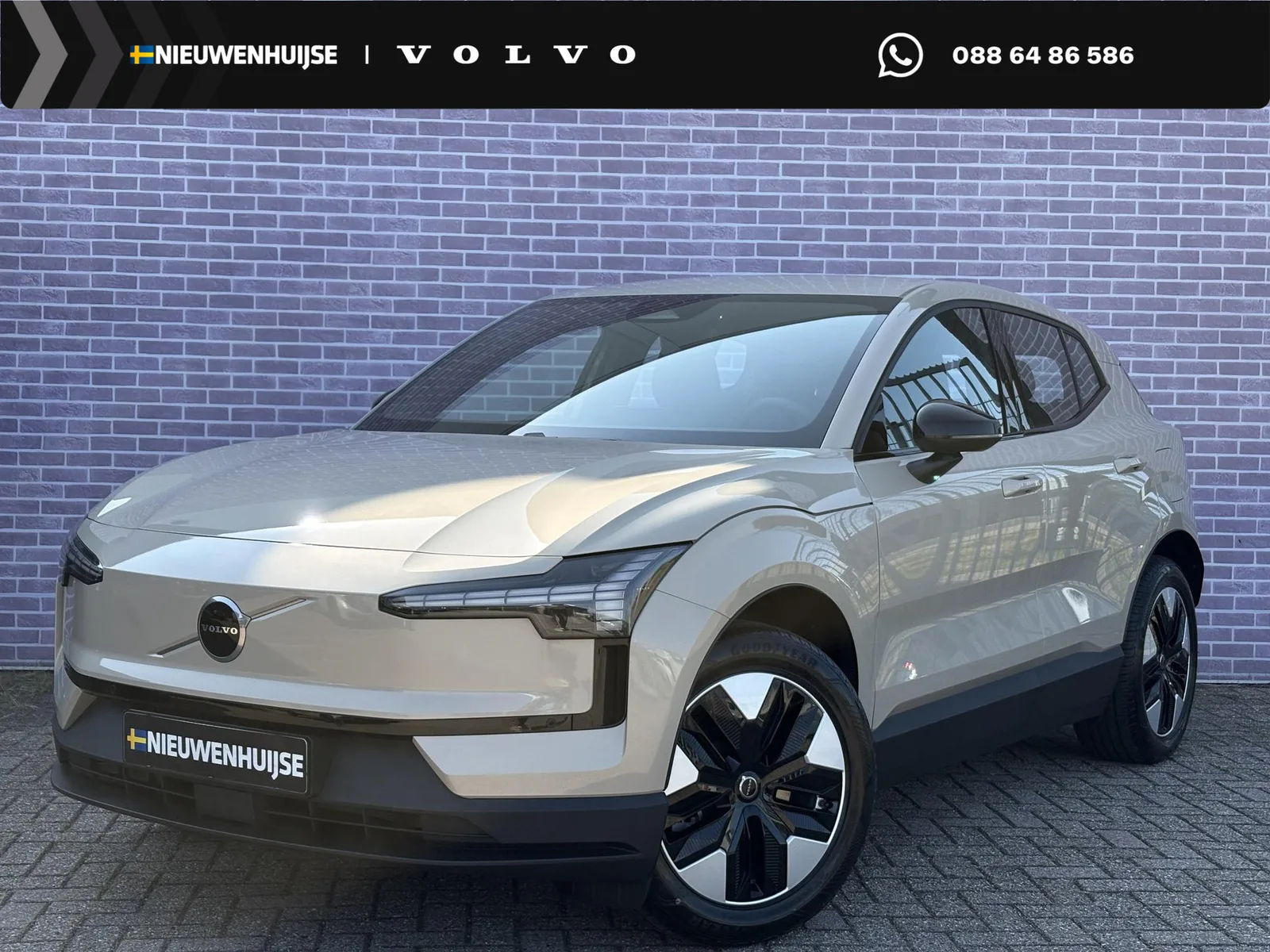 Volvo EX30 (2026) — foto 1