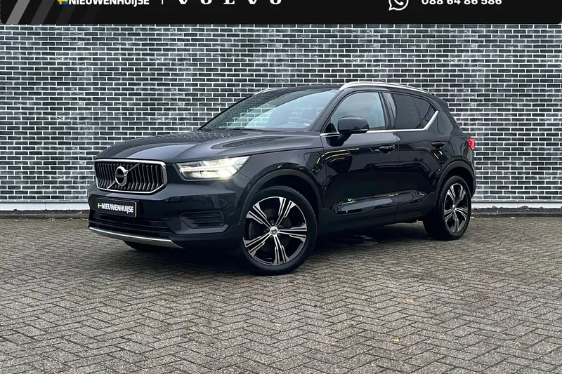 Volvo XC40 (2022)