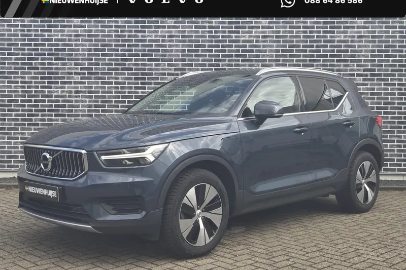 Volvo XC40 (2022)