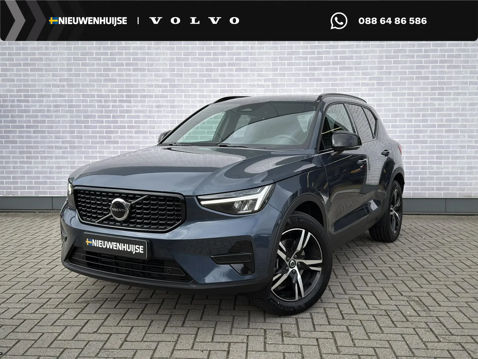 Volvo XC40 (2026) — foto 1