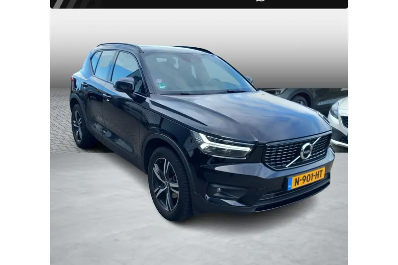 Volvo XC40 (2021)