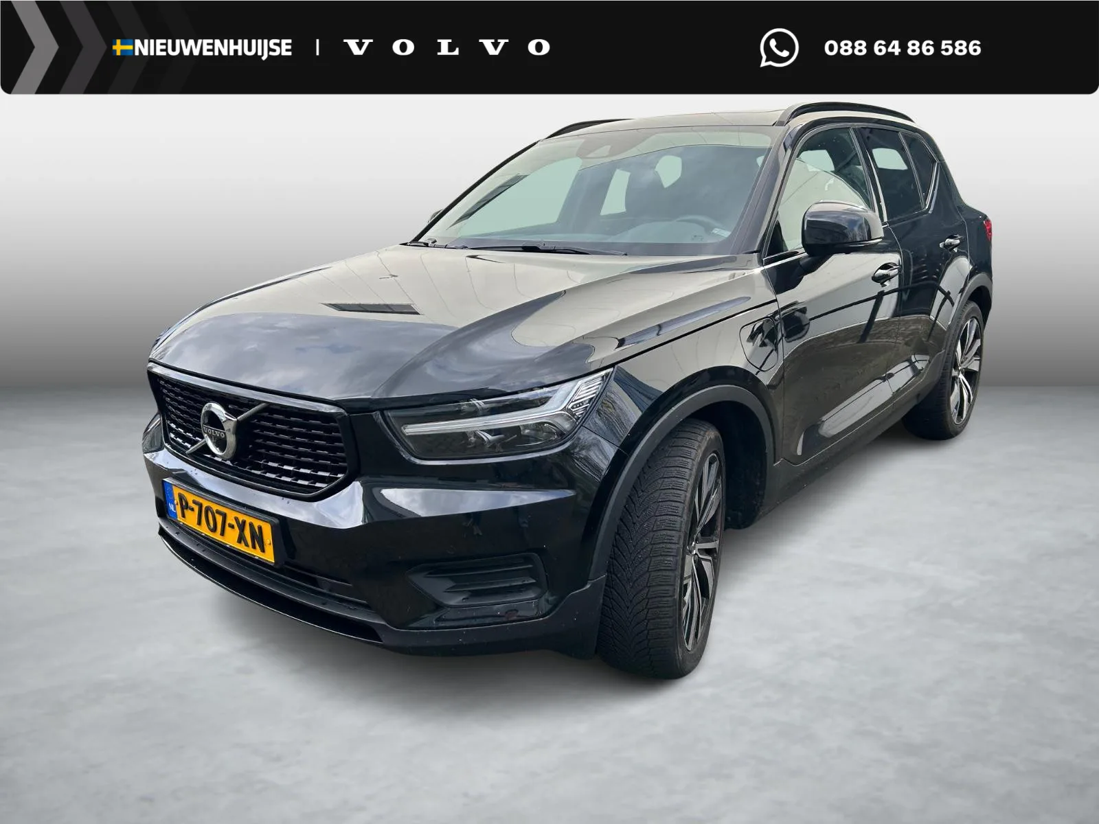 Volvo XC40 (2022) — foto 1