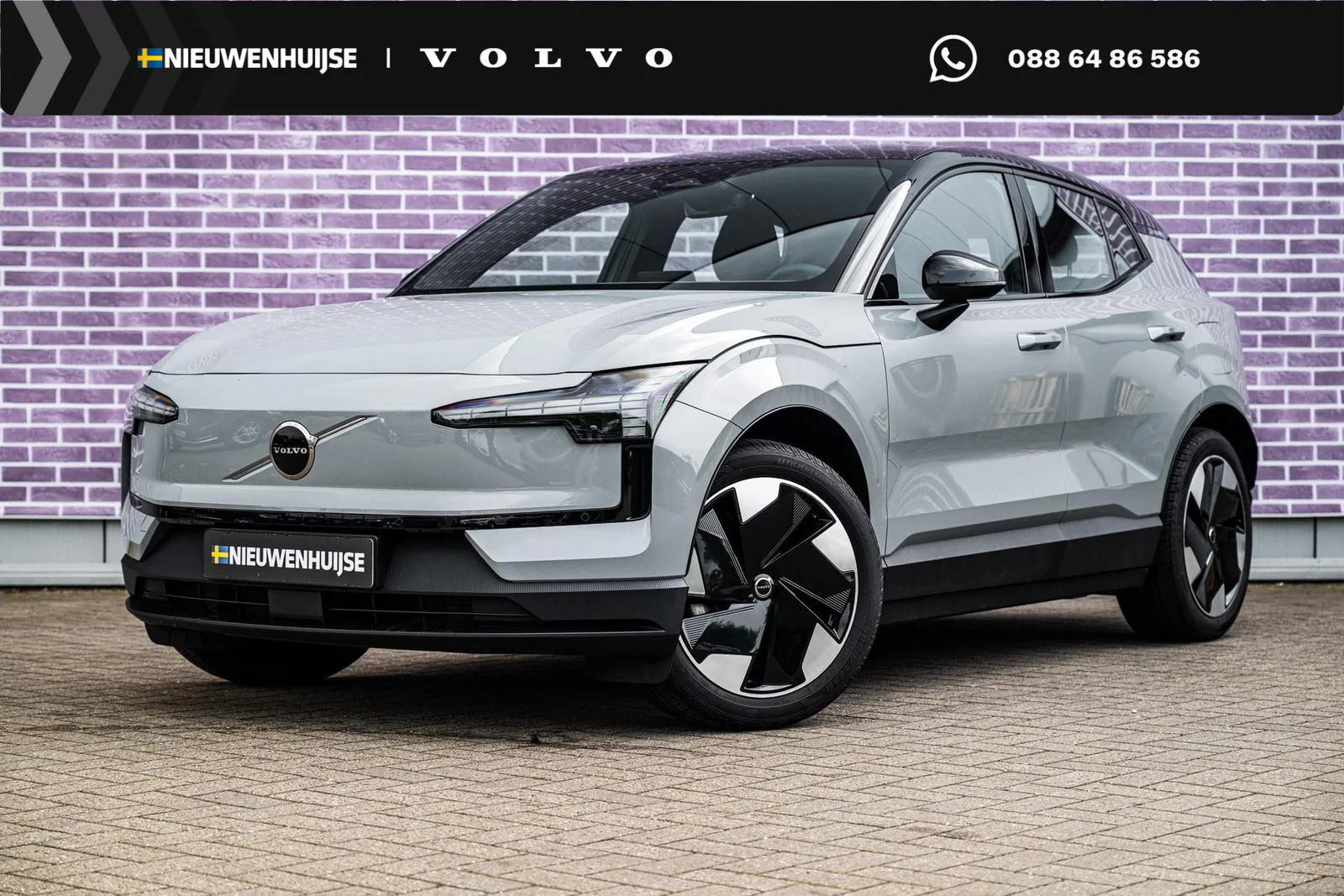 Volvo EX30 (2024) — foto 1