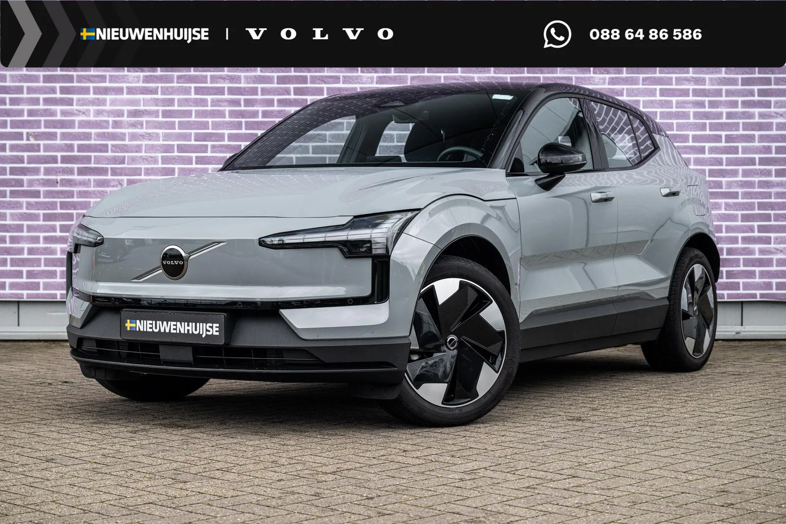 Volvo EX30 (2024) — foto 1