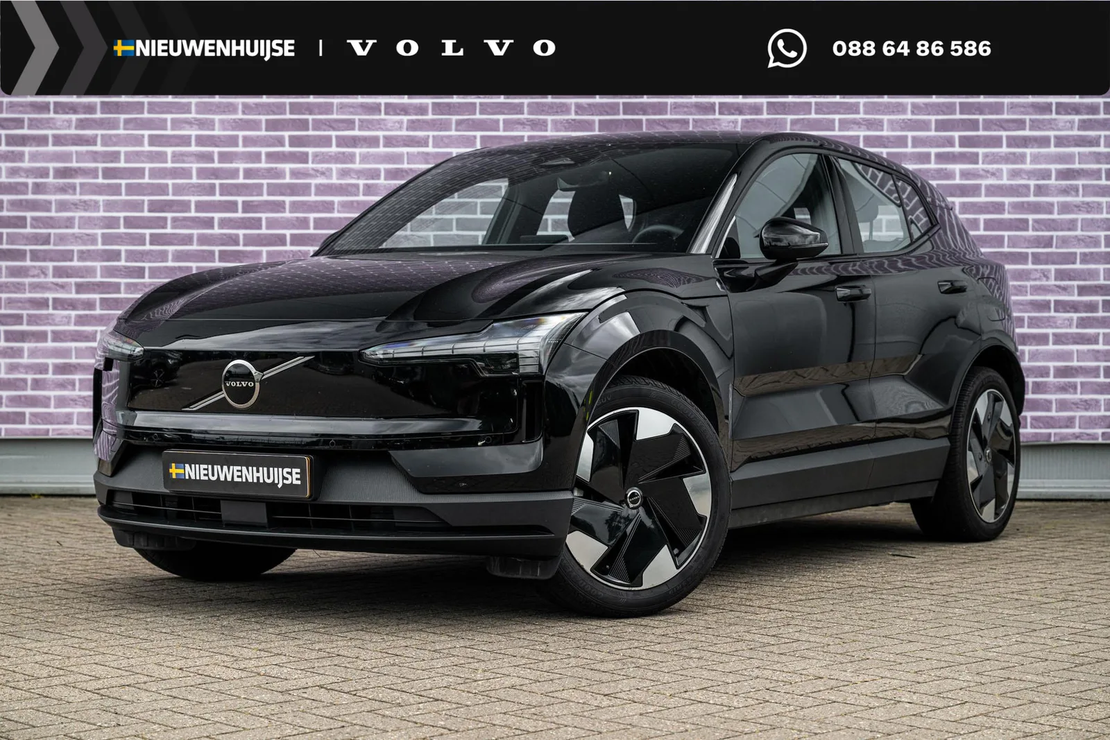 Volvo EX30 (2024) — foto 1