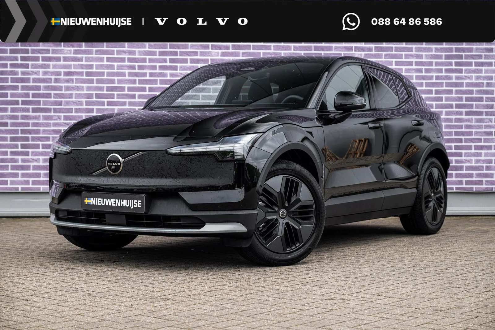 Volvo EX30 (2025) — foto 1
