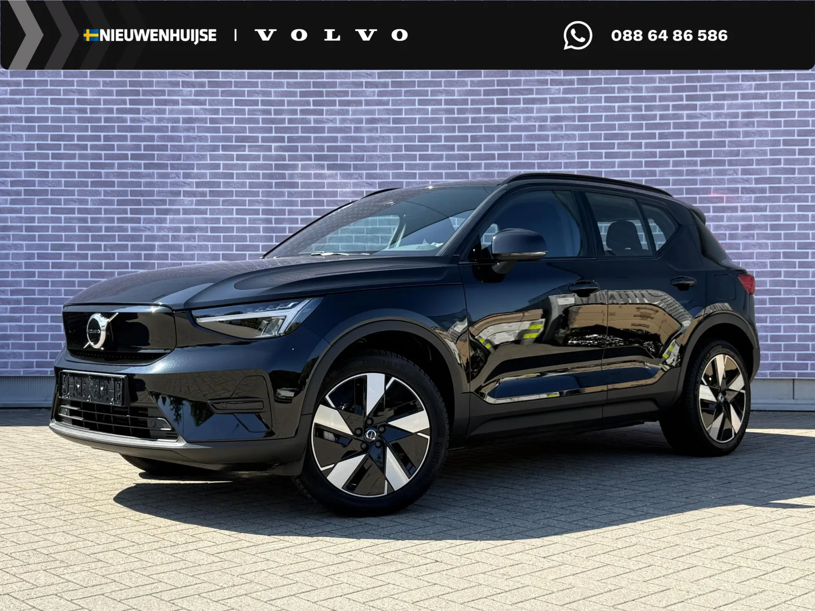 Volvo XC40 (2024) — foto 1